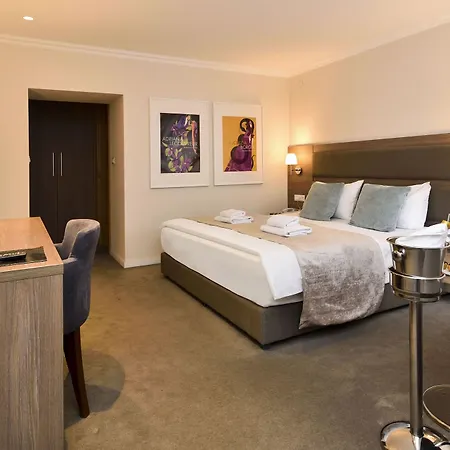 Отель Hotel Opera Garni
