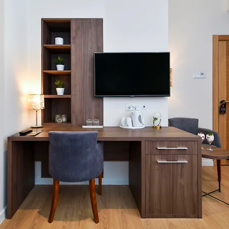Отель Hotel Opera Garni 4*