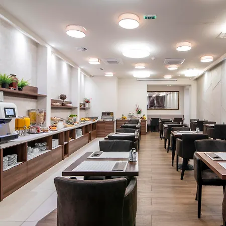 Hotel Opera Garni Отель 4*