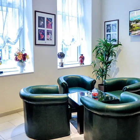 Hotel Opera Garni 4*