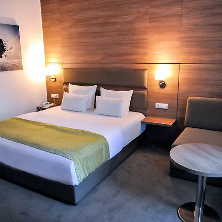 Hotel Opera Garni Отель 4*