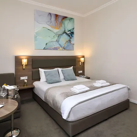 Hotel Opera Garni Belgrade