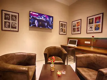 Hotel Opera Garni 4*