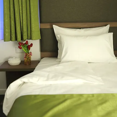 Отель Hotel Opera Garni Белград