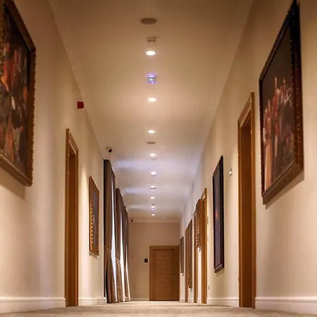 Opera Garni Hotel Belgrade