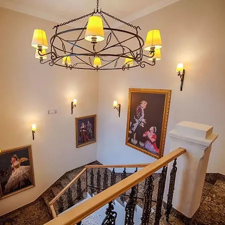 Hotel Opera Garni Отель Белград