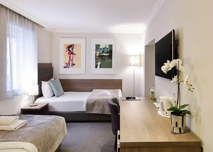 Opera Garni 酒店 贝尔格莱德