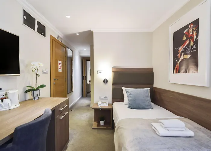 Hotel Opera Garni Hotel