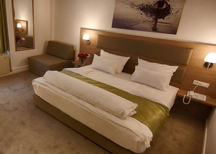 Opera Garni 4* Belgrad